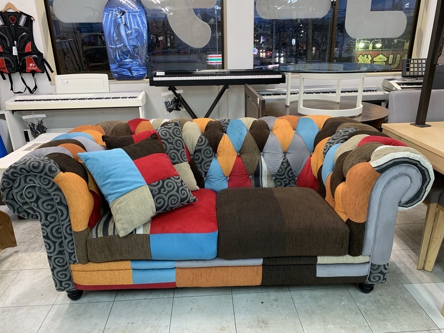 パッチワークソファー【トレファク秦野店】 関家具】目を引くデザインのパッチワークソファが入荷致しました