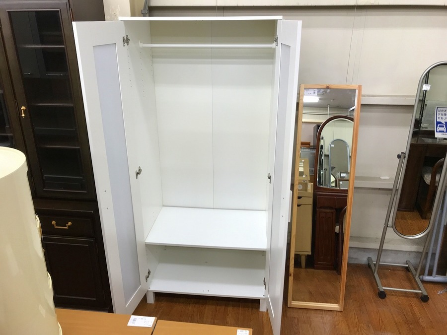 【トレファク神戸新長田】ホワイトの2枚扉ワードローブです！！！【取りに来れる方限定】 ニトリ ワードローブ ホワイト 2枚扉｜トレファクONLINE