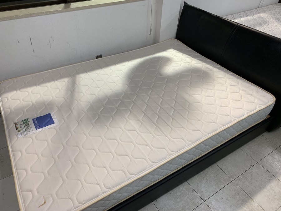 DreamBedの（ドリームベッド）のダブルベッドが買取入荷しました