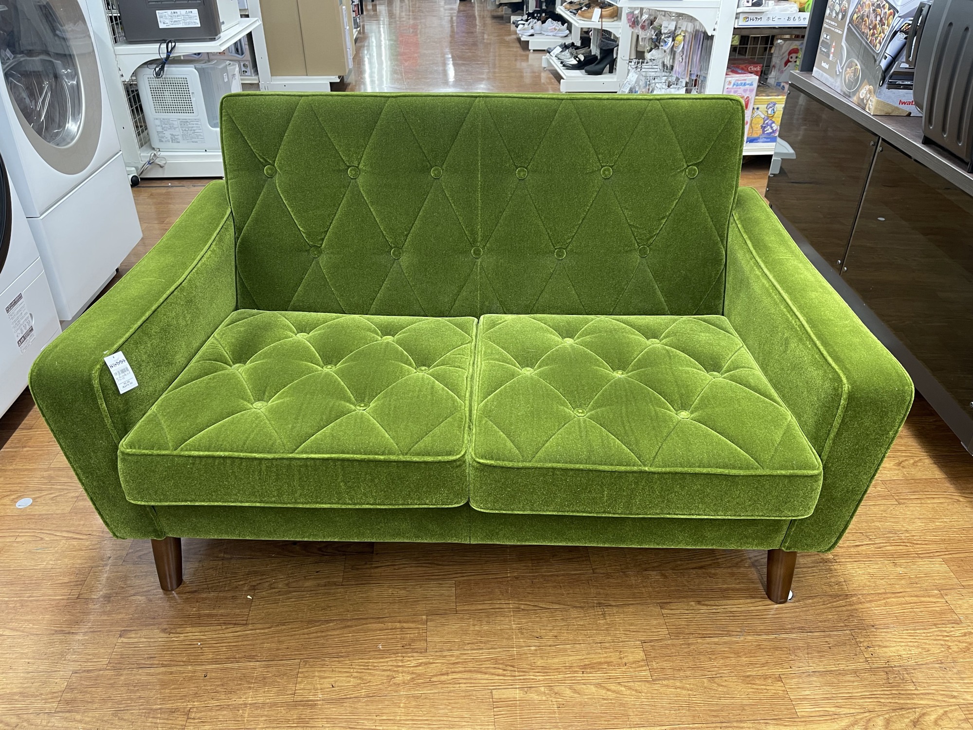 スマホで購入】カリモク60のロビーチェアを買取入荷致しました！｜2024