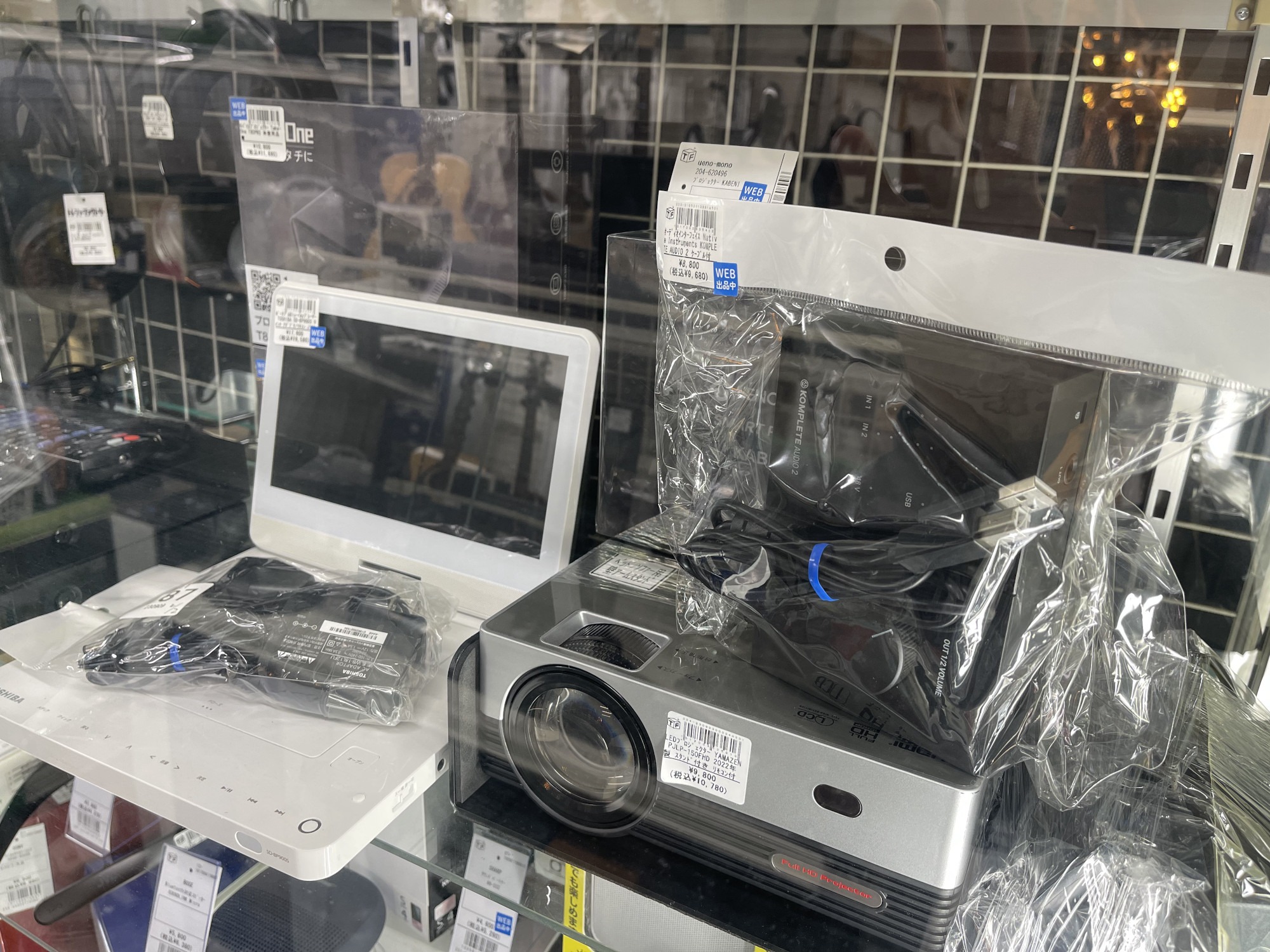 Panasonic】ポータブルテレビ UN-15LD11を買取入荷致しました！｜2024