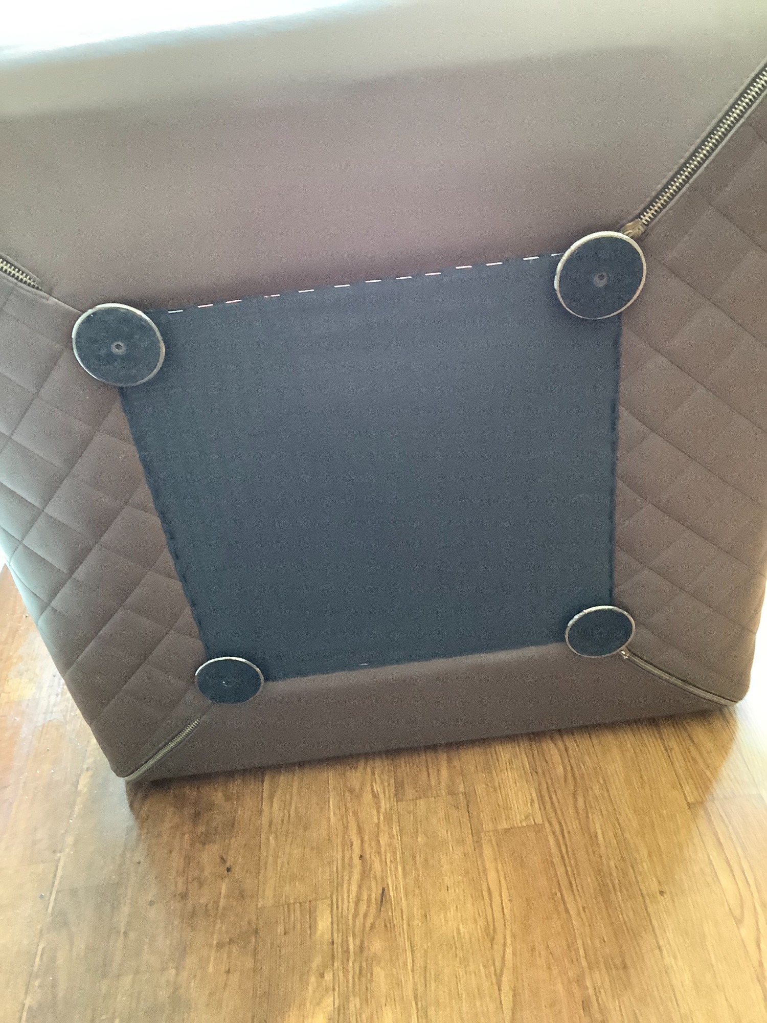 【値下げしました！】Minotti/ミノッティ ASHLEY/アシュレイ オットマン入荷しました！ Minotti/ミノッティ】ASHLEY/アシュレー オットマンが買取入荷しました