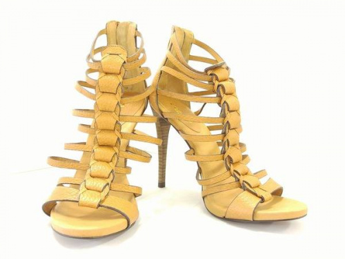 レディースファッションのシューズ