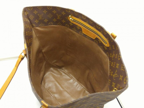 バッグのルイヴィトン（LOUIS VUITTON）