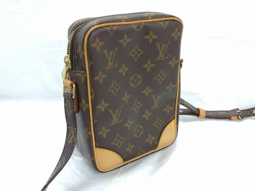 バッグのルイヴィトン（LOUIS VUITTON）