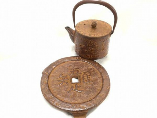 和雑貨の南部鉄器