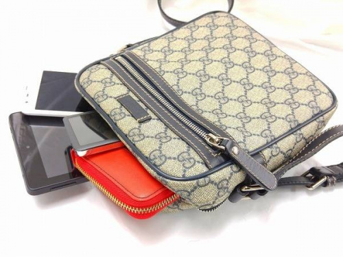 ポーチのルイヴィトン（LOUIS VUITTON）