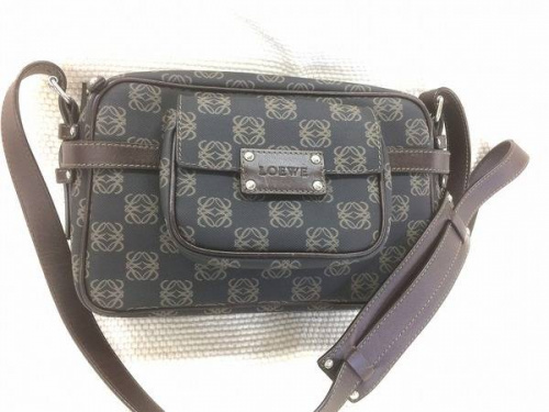 バッグ 中古 千葉のロエベ