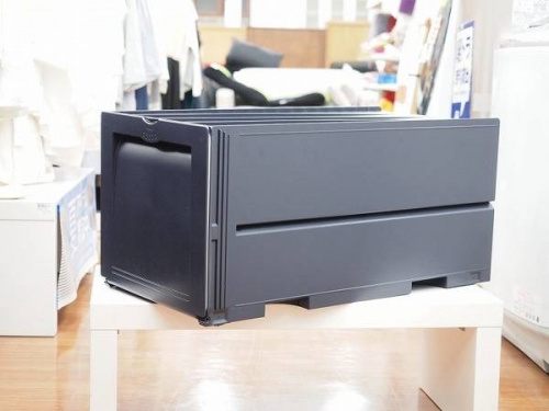 チェストのtupperware