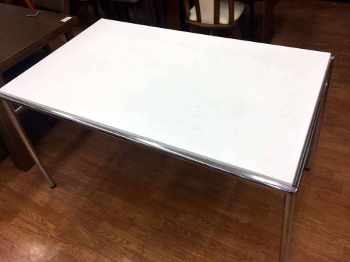 いちおし特選家具の東馬