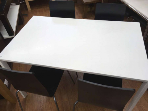 家具のダイニングセット