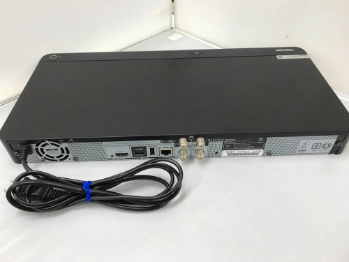 TOSHIBA