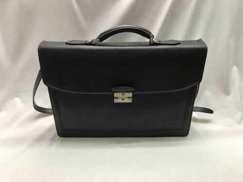 メンズファッションのビジネスアイテム