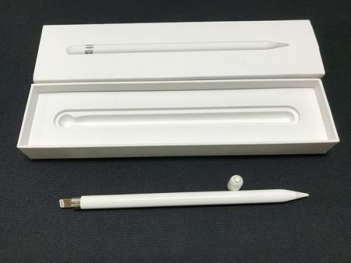 モバイル機器のタブレット