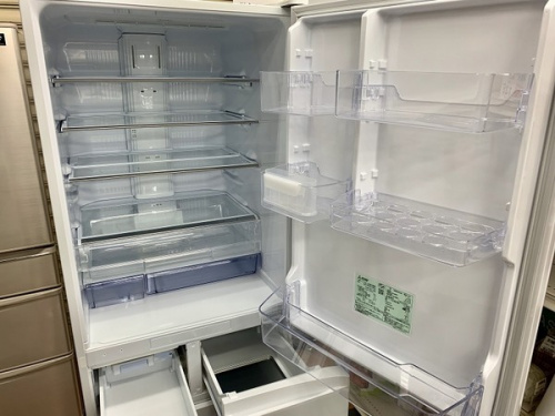 冷蔵庫の5ドア冷蔵庫