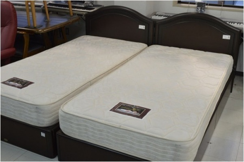 生活家具のベッド