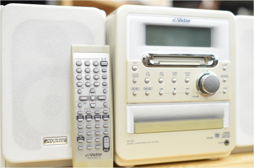 オーディオのCD/MDコンポ