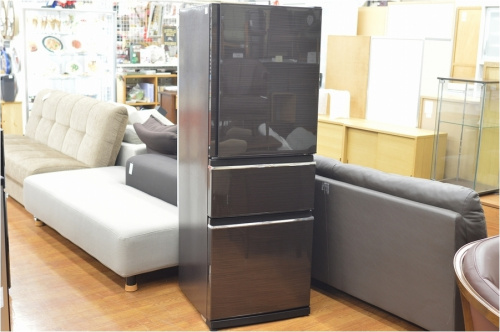 キッチン家電の冷蔵庫