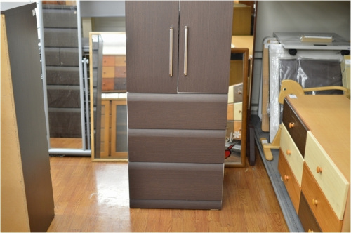 ワードローブのニトリ