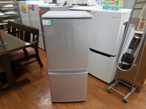 キッチン家電の2ドア冷蔵庫