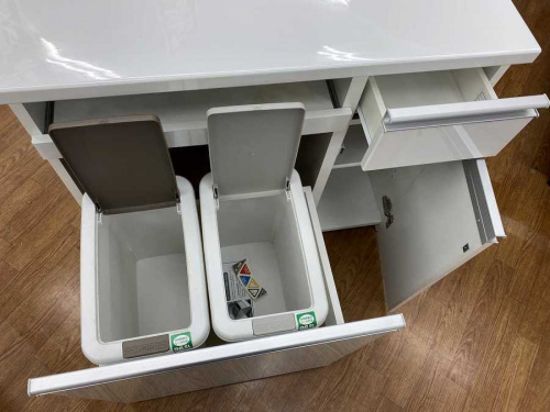 創愛ファニチャーの千葉