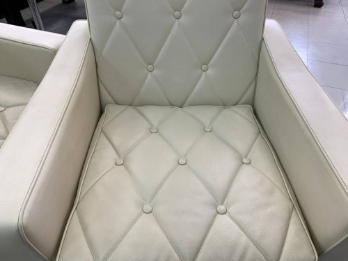 ロビーチェアの千葉