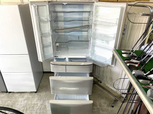 Panasonic冷蔵庫6ドア2013年式 Panasonic（パナソニック）2013年製 6ドア冷蔵庫のご紹介