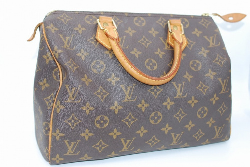 ハンドバッグの千葉