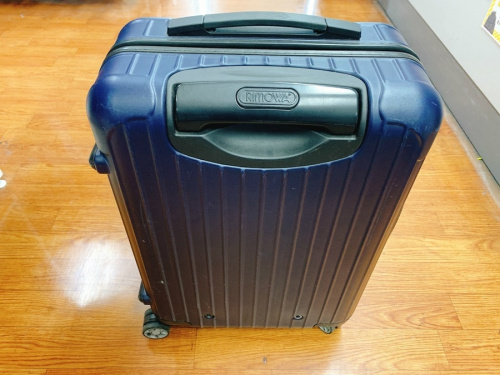 キャリーバッグの中古