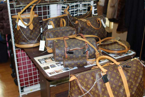 ルイ・ヴィトンのLOUIS VUITTON