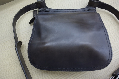 Berlutiのショルダーバッグ