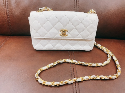 CHANEL(シャネル)のチェーンショルダーバッグ