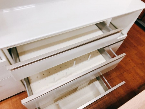 カップボード　食器棚の千葉