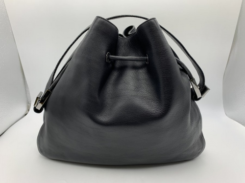 GUCCI　グッチの巾着セミショルダー