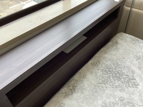 セミダブルベッドの千葉