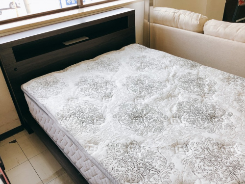 生活家具のベッド