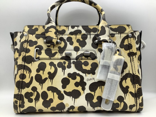 COACH(コーチ)の2WAYバッグ