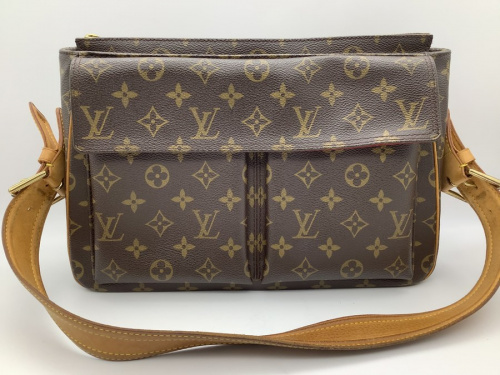 LOUIS VUITTON(ルイヴィトン)のハンドバッグ