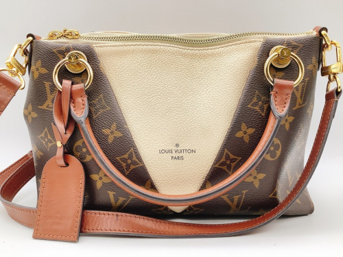 LOUIS VUITTON(ルイヴィトン)のショルダーバッグ