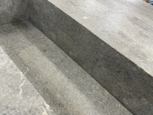 ストーンテーブルの廃盤品