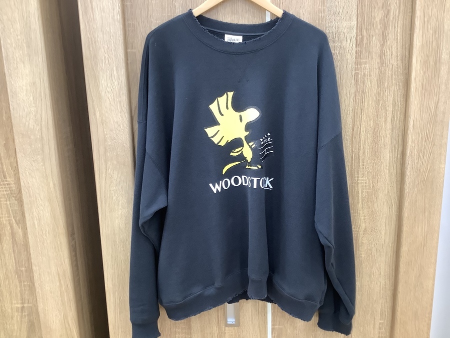 DAIRIKU woodstock スウェット ゆったりシルエットで着心地抜群！DAIRIKU×PEANUTSのコラボスウェット