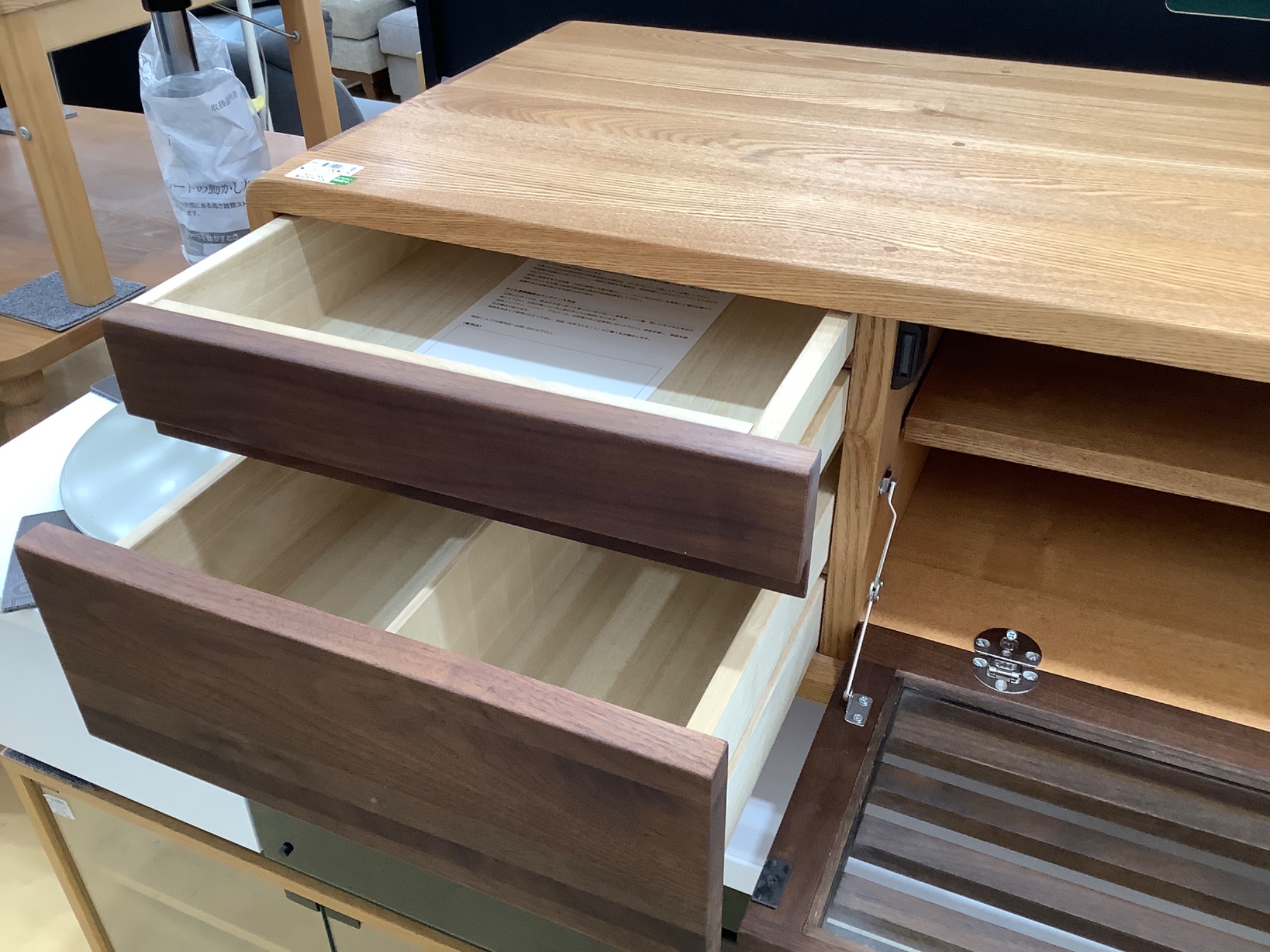 久和屋（くわや）テレビボード入荷いたしました！｜2024年04月26日