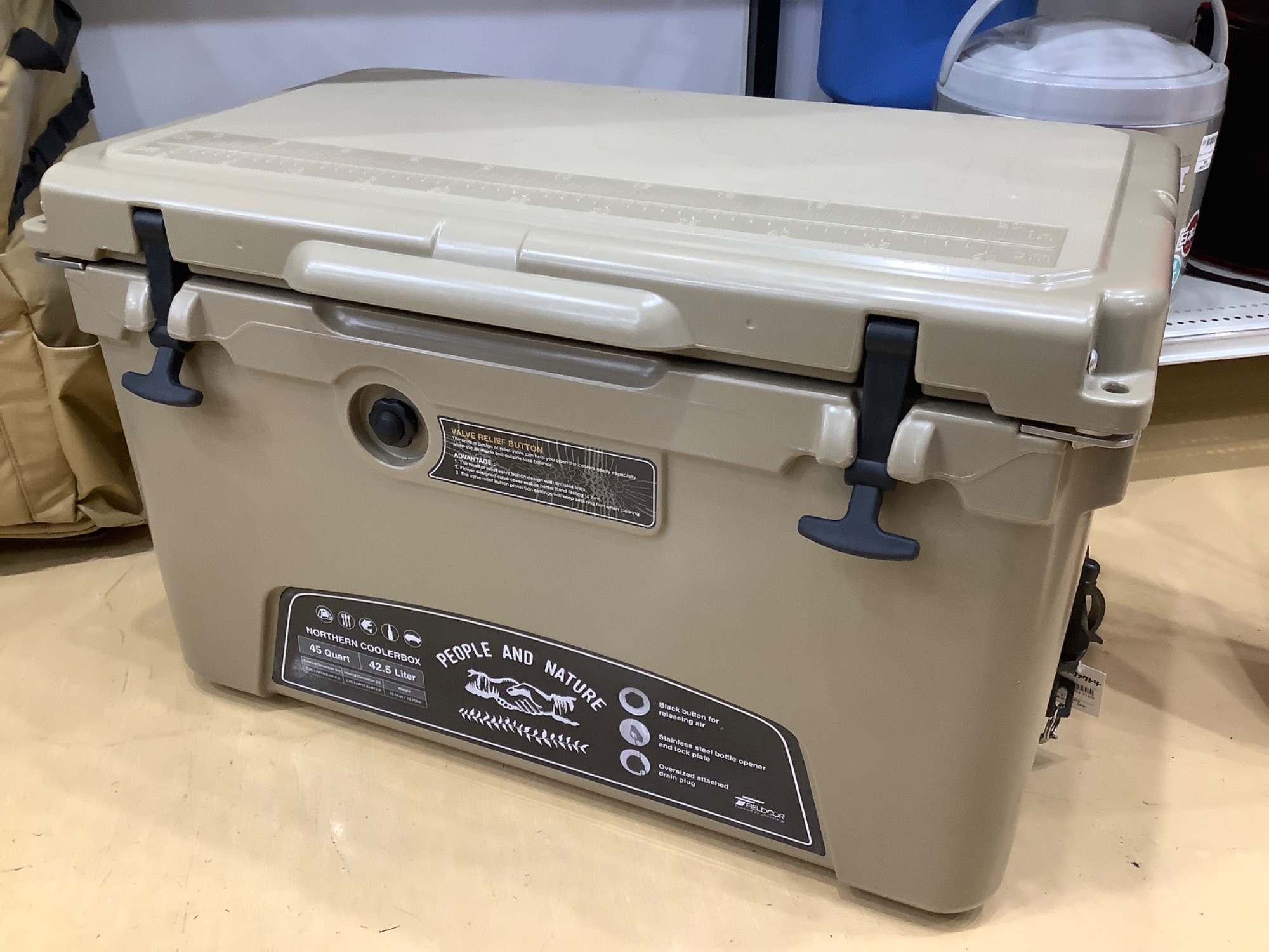 FIELDOOR(フィールドア) ノーザンクーラーボックス 42.5L 入荷いたし 