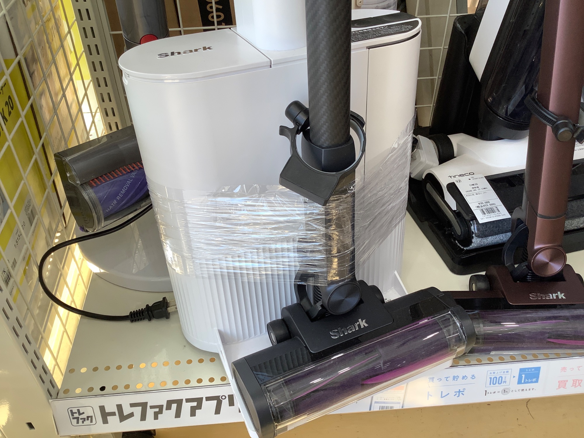 トレファク熊谷駅前店】SHARKのスティッククリーナーです！