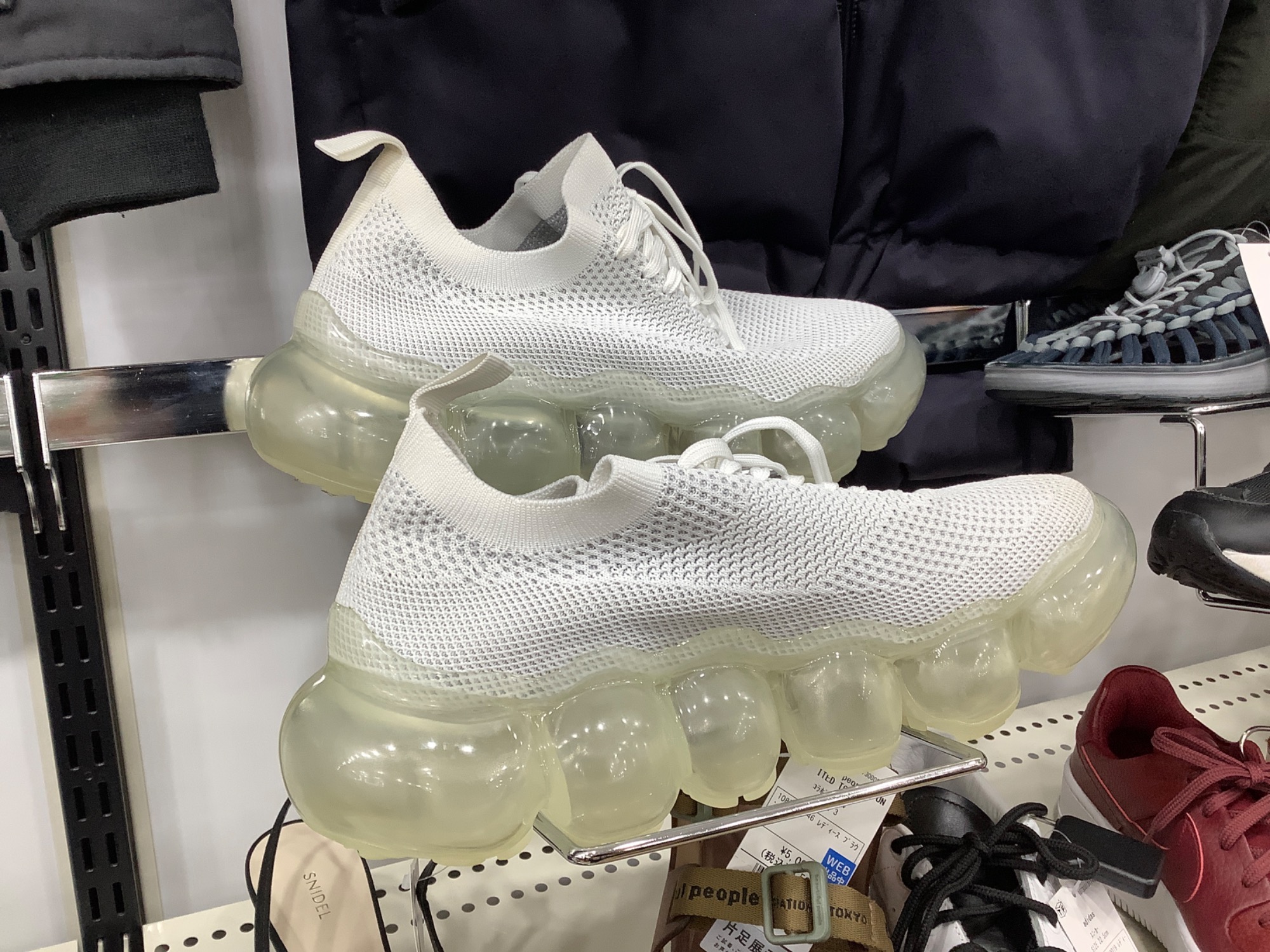 GROUNDS クリアソールスニーカー JEWELRY が入荷しました！！｜2024年