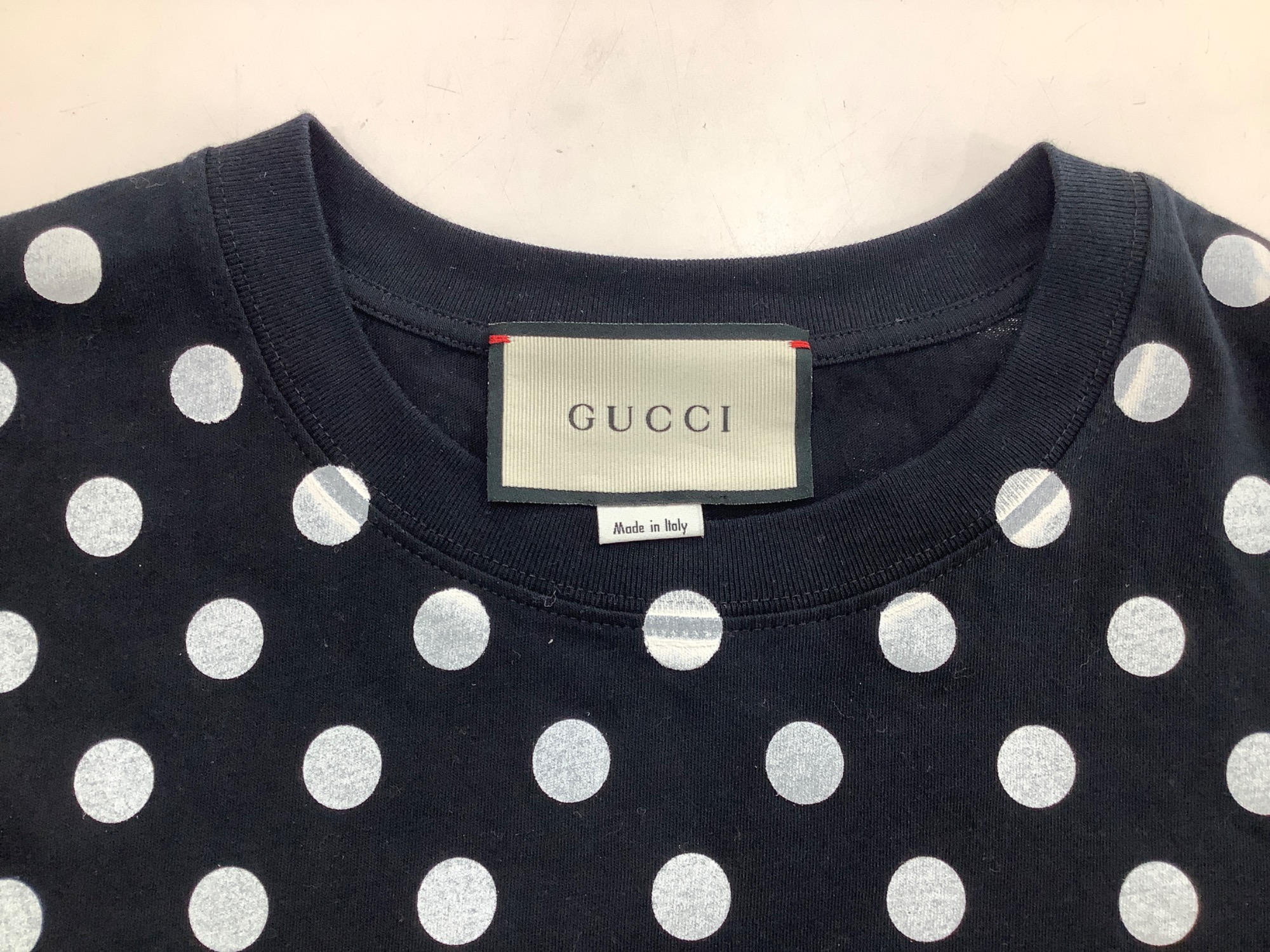 【極美品】GUCCI グッチ ポルカドット Tシャツ 水玉 ブラック サイズS GUCCI(グッチ) ポルカドット Tシャツ 入荷いたしました！｜2025