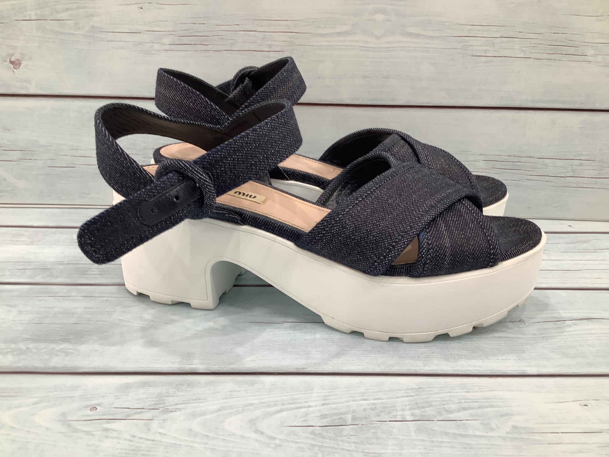 ®️！美品☆MIU MIU☆サンダル☆35 1/2 miu 【良品】ミュウミュウ ウェッジソール サンダル ベージュ