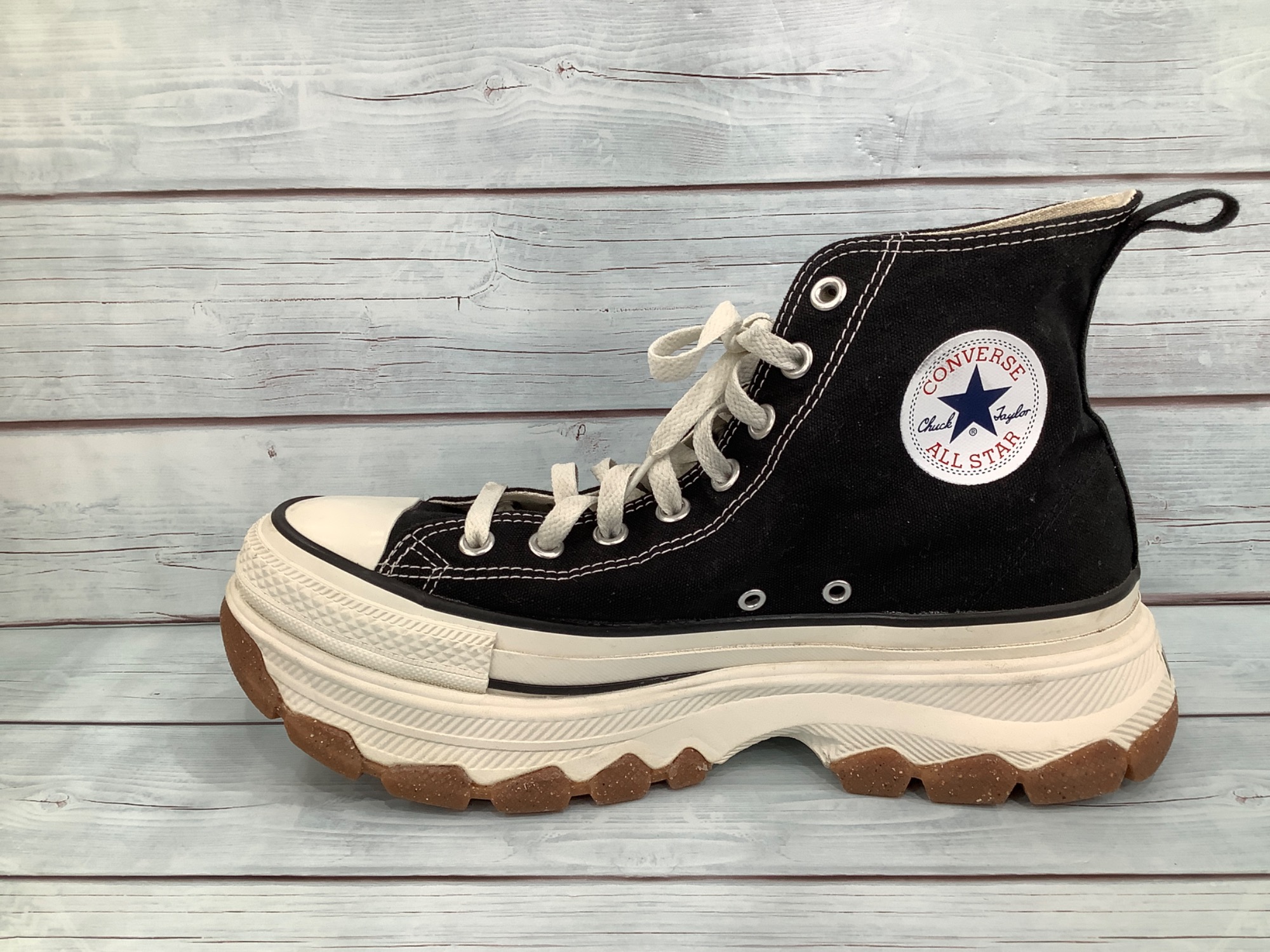 コンプ20 中古美品 CONVERSE(コンバース) TREKWAVE HI 買取入荷しました！！｜2025年12月