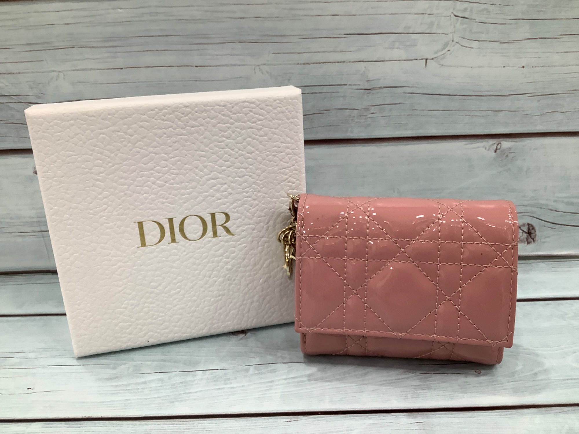 Christian Dior クリスチャンディオール / ロータスウォレット クリスチャンディオールレディディオール ロータスウォレット 黒