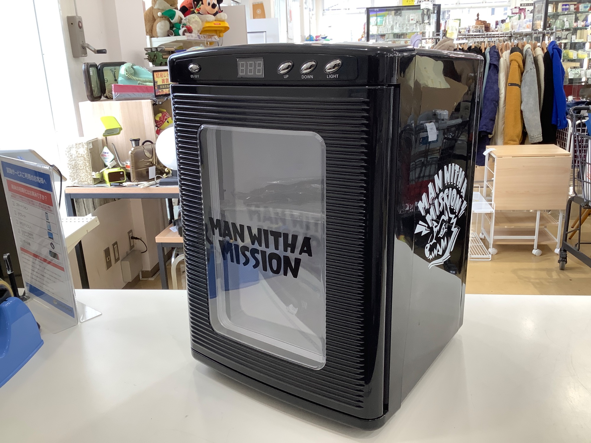 MAN WITH A MISION(マンウィズアミッション)の冷温庫 買取入荷しました
